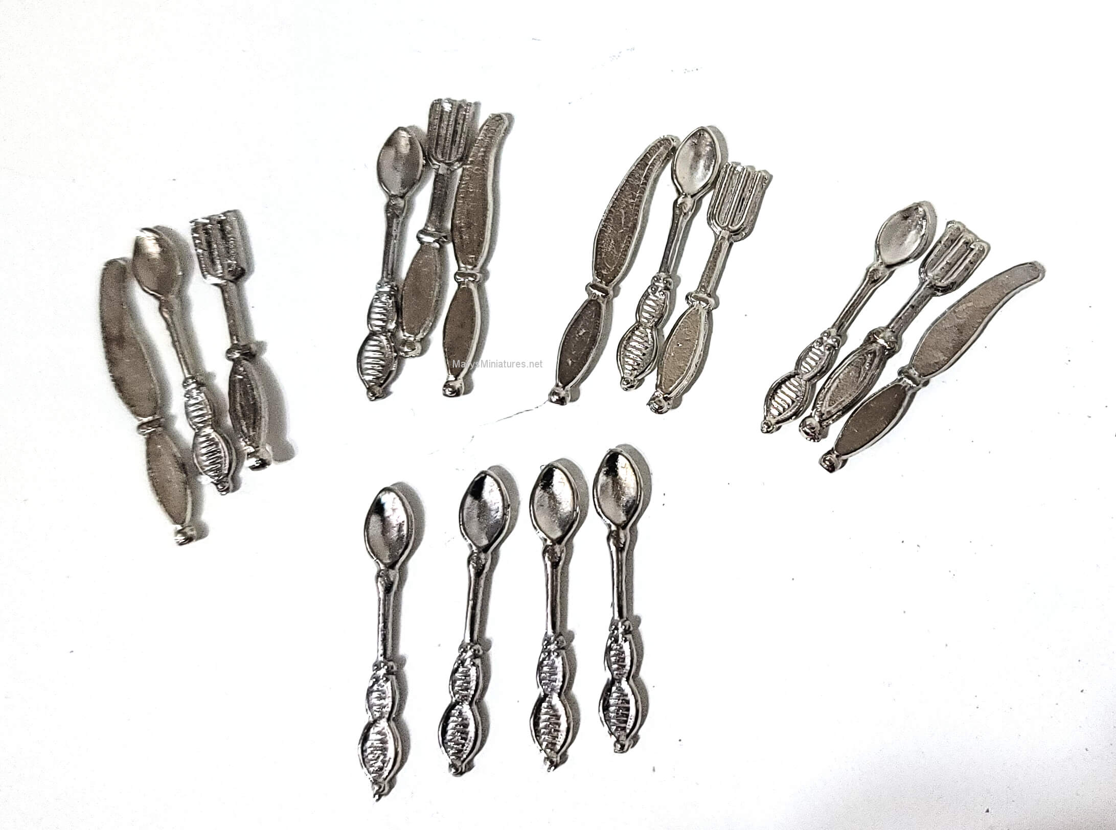 16pc Silverware Service for 4 - w/ 4 Spoons