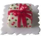 (image for) Christmas Present Cake