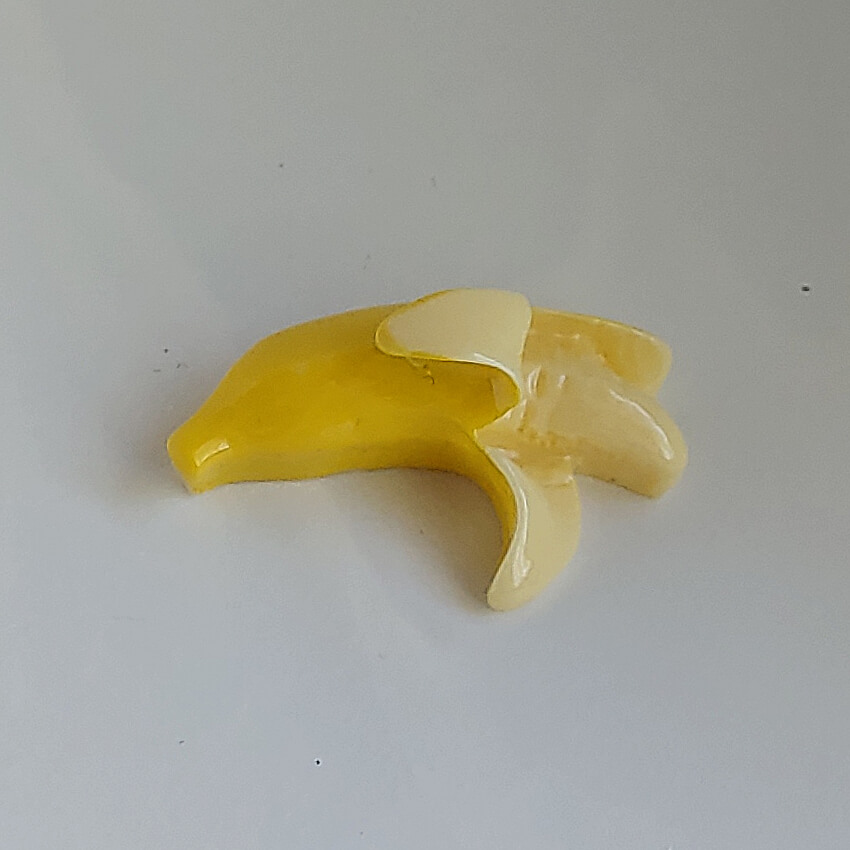 Banana Laying Open