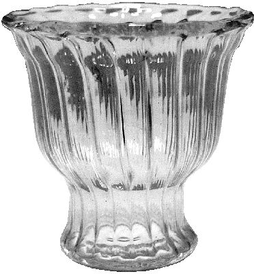 Pedestal Glass Ribbed Bowl - Clear