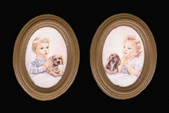 Oval Pals Praying Framed Pictures