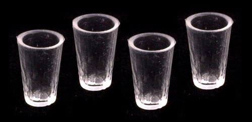 6 Plastic Glasses