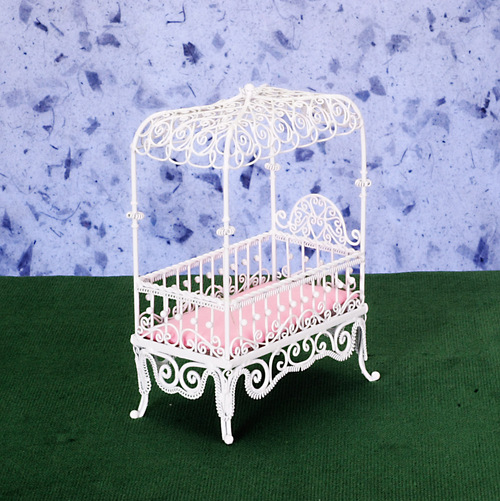 Wire Crib w/ Canopy - White