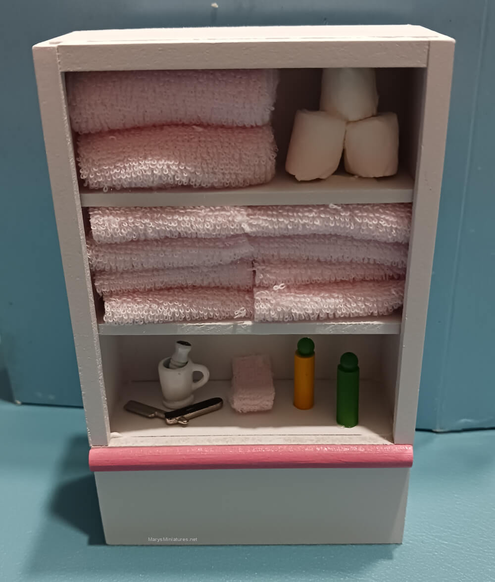Accessorized Bathroom Shelf Unit - Pink